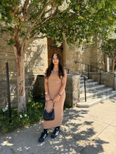 Load image into Gallery viewer, Mocha ribbed dress (XL , L )