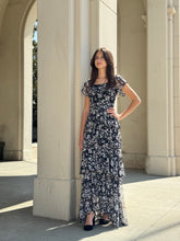 Load image into Gallery viewer, Floral Ruffle maxi dress (black/white)