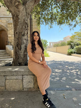 Load image into Gallery viewer, Mocha ribbed dress (XL , L )