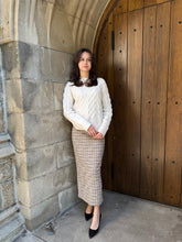 Load image into Gallery viewer, Dahlia mocha
